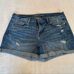 Old Navy Ripped Boyfriend Jean Shorts